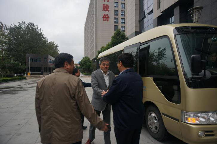 合肥市副市長王文鬆一行調研安利股份